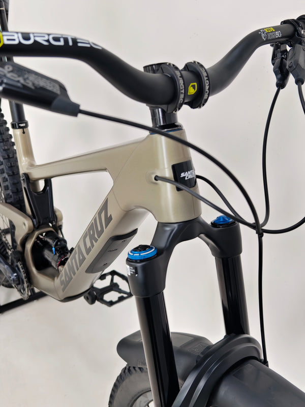 Santa Cruz Megatower 2 GX AXS C 2023 / Customized / LARGE / RRP: £7,899.00/ Excellent Condition!