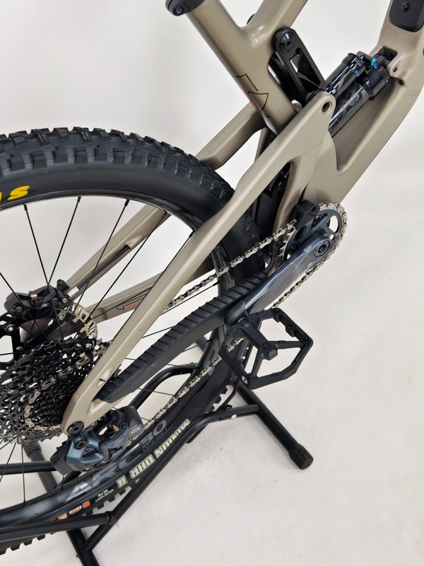 Santa Cruz Megatower 2 GX AXS C 2023 / Customized / LARGE / RRP: £7,899.00/ Excellent Condition!