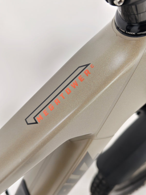 Santa Cruz Megatower 2 GX AXS C 2023 / Customized / LARGE / RRP: £7,899.00/ Excellent Condition!