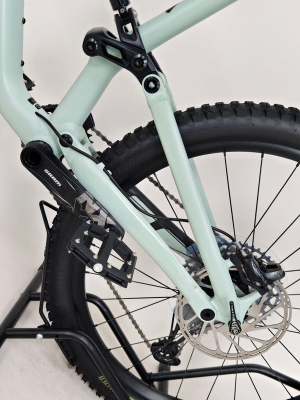 Specialized Status 160/ X-LARGE (S5) / RRP: £2,900.00 / Very Good Condition