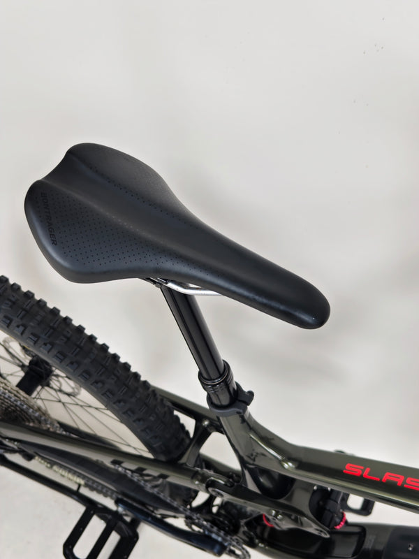 Trek Slash 7 2022 / ML/ 180 mm travel / RRP: £3,200.00 / Very Good Condition!
