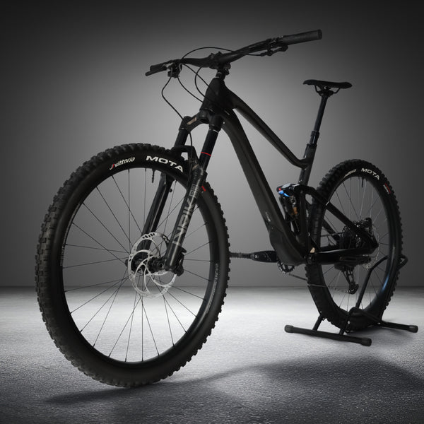 Lapierre Zesty AM CF 8.9 2023/ LARGE /Lyrik / RRP: £5,899.00 / LIKE NEW!