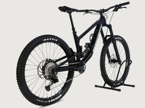 Nukeproof Giga 297 Limited-Edition "Sprung" Carbon 2023 / MEDIUM / Custom Built / Excellent Condition