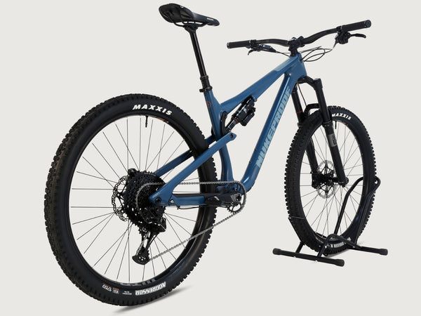 Nukeproof Reactor 290C (Custom Build) / LARGE / Carbon / Very Good Condition