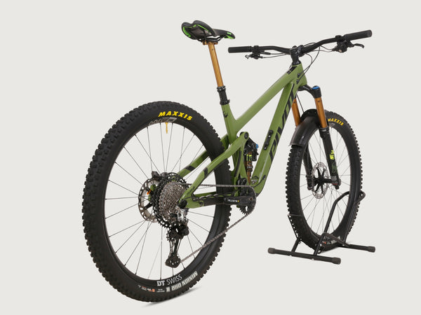 Pivot Switchblade Pro XT/XTR 2023 / LARGE / RRP: £8,100.00 / Very Good Condition