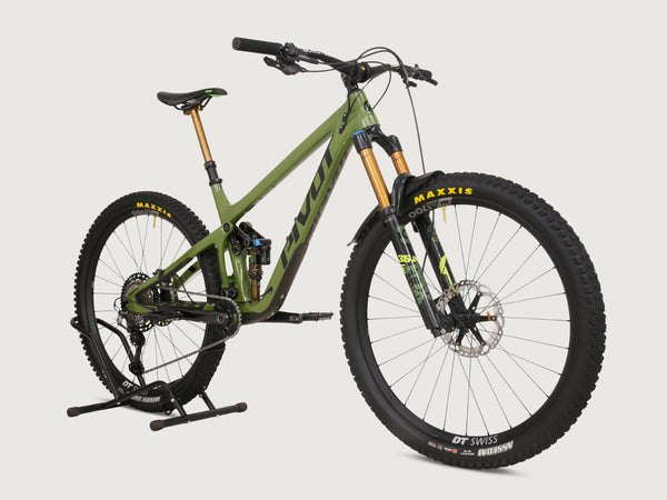 Pivot Switchblade Pro XT/XTR 2023 / LARGE / RRP: £8,100.00 / Very Good Condition