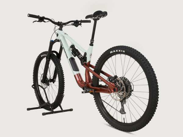 Rocky Mountain Slayer Carbon 50 2023 / LARGE / RRP: £5,999.00 / Very Good Condition