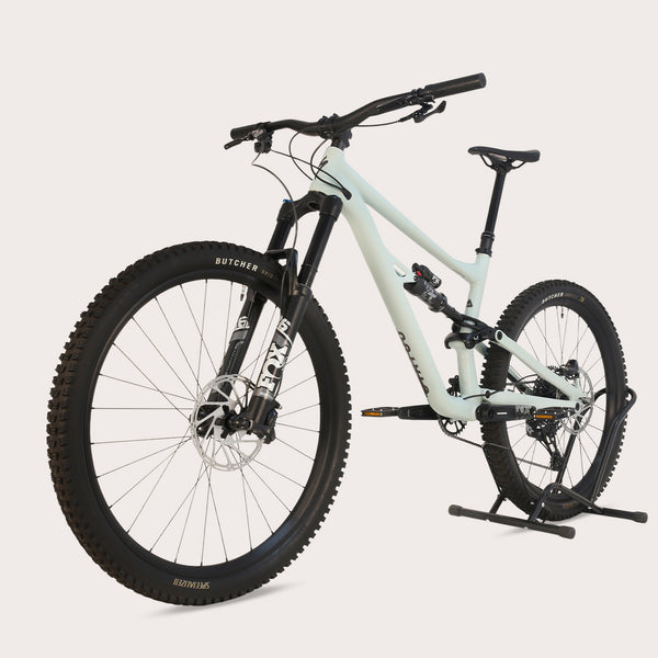 Specialized Status 160 2023 / LARGE (S4) / RRP: £2,900.00 / Very Good Condition