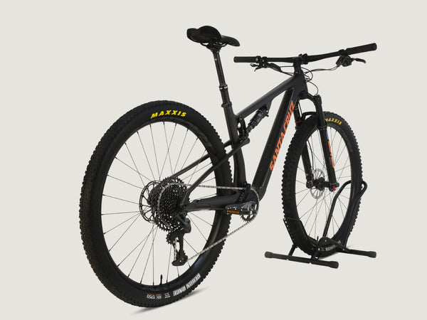 Santa Cruz Blur 4 C S 2022 / MEDIUM / RRP: £5,499.00 / Very Good Condition
