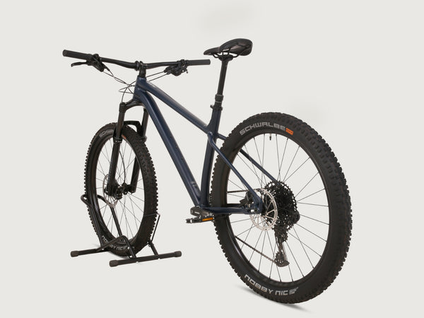 Specialized Fuse Sport 27.5 2023 / LARGE / RRP: £1,600.00 / Excellent Condition