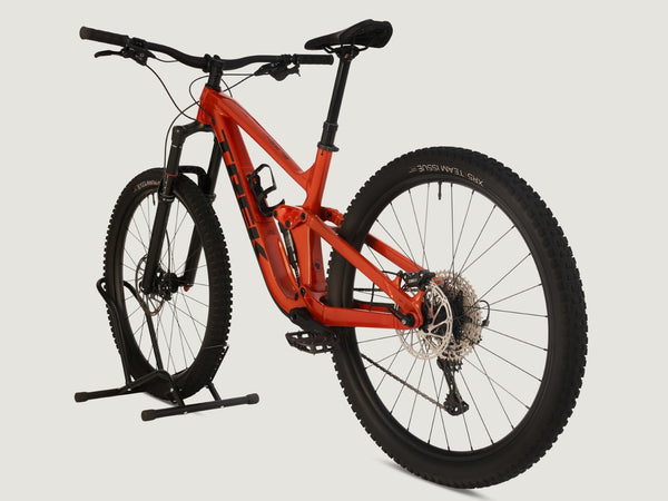 Trek Slash 7 2023 / MEDIUM / RRP: £3,200.00 / Very Good Condition