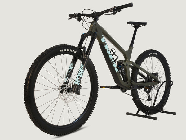 Trek Slash 9.7 SLX + XT 29 2022 / MEDIUM / RRP: £4,700.00 / Excellent Condition!