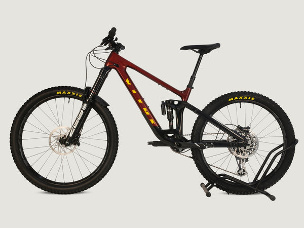 Vitus Sommet 297 AMP Mountain Bike 2022 / MEDIUM / RRP: £4,599.99 / Very Good Condition!
