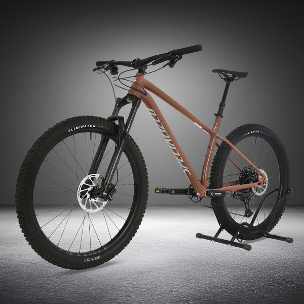 Specialized Fuse Sport 27.5 2023 LARGE Dropper mountain bike in excellent condition, our Price: £930.00.