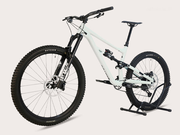 Specialized Status 160/ LARGE (S4) / RRP: £2,900.00 / Very Good Condition