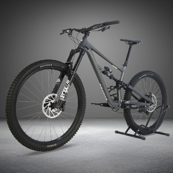 Specialized Status 160 2023/ MEDIUM (S3) / RRP: £2,900.00 / Very Good Condition