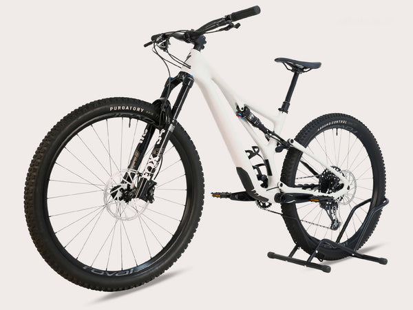 Specialized Stumpjumper Expert 2022 CARBON / MEDIUM / RRP: £6,000.00/ Excellent Condition!