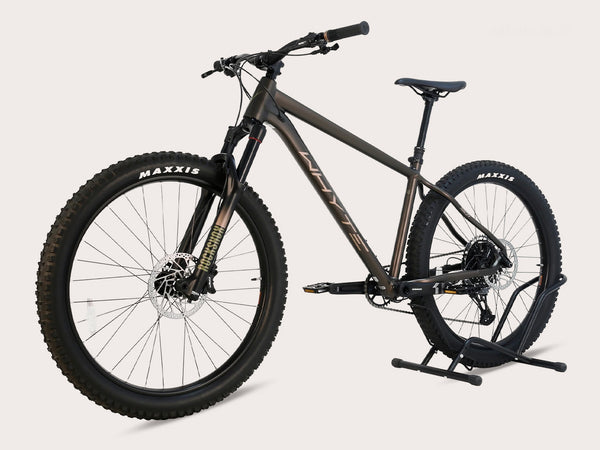 Whyte 901 V5 2024 Mountain Bike / MEDIUM / RRP: £1,850.00 / Excellent Condition!