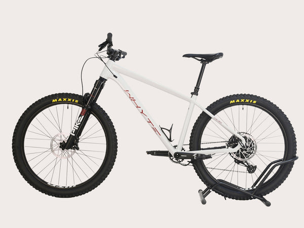 Whyte 905 V5 2023 Mountain Bike / MEDIUM / RRP: £2,099.00 / Very Good Condition!
