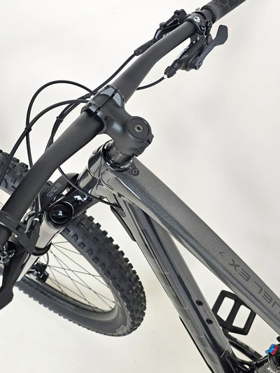 Trek Fuel EX 7 2022 / MEDIUM / RRP: £2,950.00 / Like NEW!