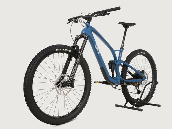 GT Sensor Carbon Pro 2024 / LARGE / RRP £4,200.00 / Excellent Condition!