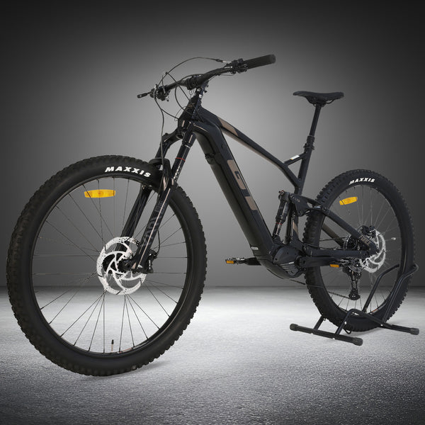 GT E Force Amp+ Full Suspension e-Bike 2024 in XL, Yari model, excellent condition with only 51 miles, priced at £2,250, original RRP £5,200.