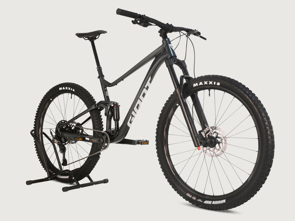 Giant Stance 29 2 2024 / LARGE / Dropper / Tubeless / RRP: £1,999.00 / Like NEW!