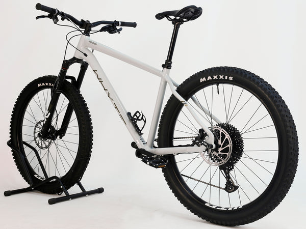 Whyte 905 V4 2023/ LARGE / RRP: £2,099.00 / Excellent Condition!