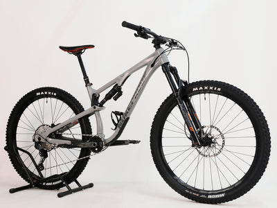 Nukeproof Reactor 290 Comp 2021 (UPGRADED) / MEDIUM / RRP: £2,999.99 / Very Good Condition