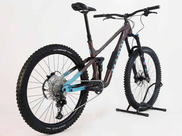 Side profile of Marin Alpine Trail 1 2025, LARGE size, showcasing its sleek design and excellent condition. Original RRP: £3,099.00. Now available for £1,720.00 including FREE Delivery!