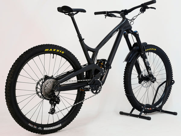 Evil Insurgent LS 27.5 Carbon / MEDIUM / Very Good Condition