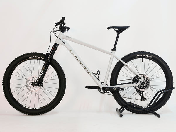 Whyte 905 V4 2023/ LARGE / RRP: £2,099.00 / Excellent Condition!