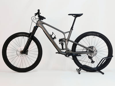 TREK Fuel EX 9.7 Gen 6 2023 CARBON/ XL / FOX / RRP: £4,175.00 / LIKE NEW!