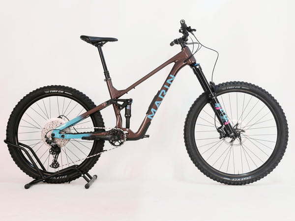 Detailed image of the gear system on Marin Alpine Trail 1 2025, LARGE size mountain bike in excellent condition. Original RRP: £3,099.00, special price £1,720.00 with FREE Delivery!