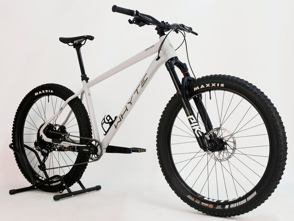 Whyte 905 V4 2023/ LARGE / RRP: £2,099.00 / Excellent Condition!