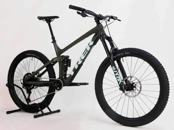 Trek Remedy 8 2023 LARGE — Bontrager Line Dropper seatpost in working condition