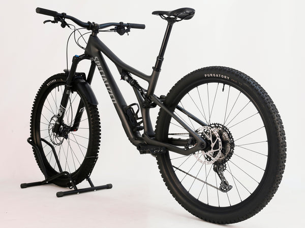 Image of the adjustable X-Fusion Manic seat post on Specialized Stumpjumper Comp CARBON 2023, like new condition, RRP: £4,250.00, offer price £1,980.00 including FREE Delivery!