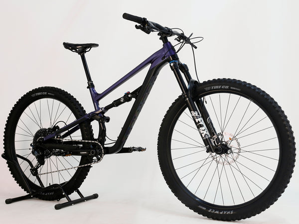 Polygon Siskiu T8 2023 Full Suspension / LARGE / RRP: £2,400.00 / Very Good Condition