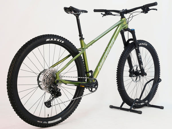 Side profile of Merida Big Trail 700 2024 in Excellent Condition - LARGE, Dropper, RRP: £2,000.00.