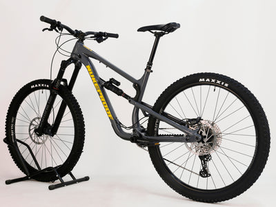Nukeproof Mega 290 Alloy Comp 2022 / LARGE / RRP: £2,999.00 / Very Good Condition