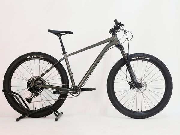 WTB STX i35 wheels mounted with WTB Ranger Comp tires on 2023 Cannondale CUJO 2.