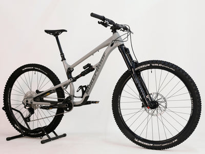 Nukeproof Mega 290 Alloy 2021 / LARGE / RRP: £3,699.00 / Very Good Condition