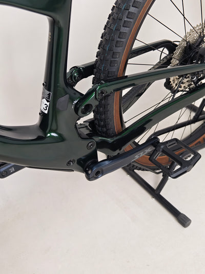 Scott SPARK 930 2024 Carbon / LARGE / RRP: £4,199.00 / Excellent Condition