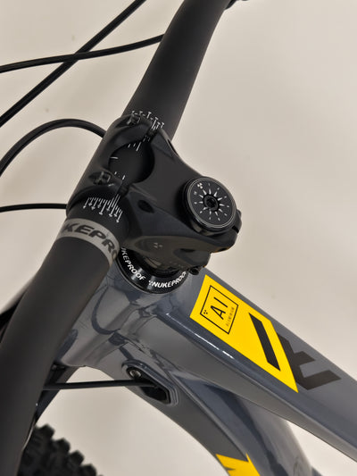 Nukeproof Mega 290 Alloy Comp 2022 / LARGE / RRP: £2,999.00 / Very Good Condition