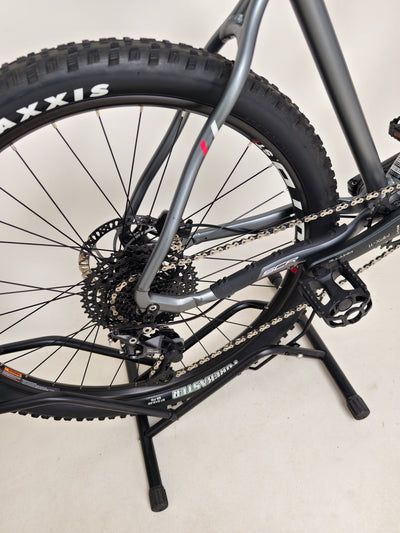 Whyte 801 V4 2023 / LARGE/ RRP: £1,250.00 / Excellent Condition!