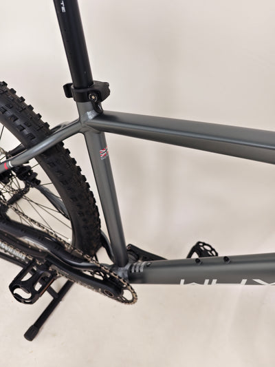 Whyte 801 V4 2023 / LARGE/ RRP: £1,250.00 / Excellent Condition!