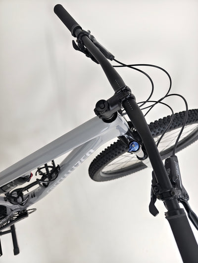 Specialized Epic EVO 29 2022 CARBON / LARGE / RRP: £4,500.00 / Excellent Condition!