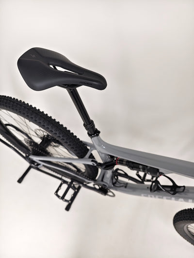Specialized Epic EVO 29 2022 CARBON / LARGE / RRP: £4,500.00 / Excellent Condition!