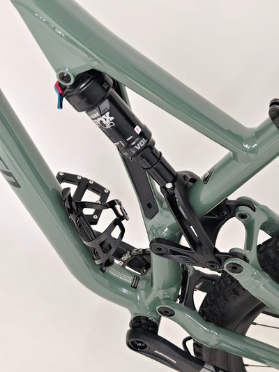 Specialized Stumpjumper Comp Alloy 2021 / LARGE / FOX/ RRP: £2,950.00 / Very Good Condition