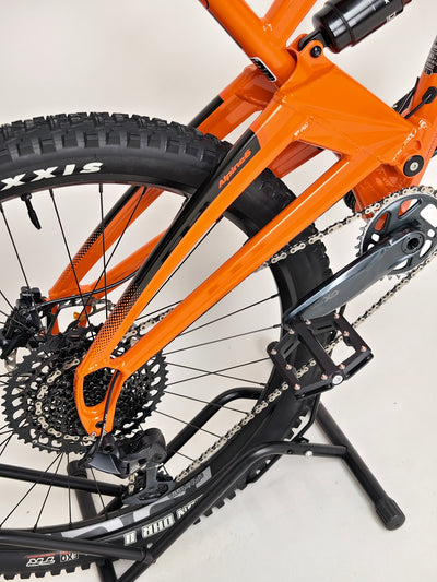 Orange ALPINE 6 RS 2022/ LARGE / ZEB + Cane Creek / RRP: £5,700.00 / Excellent Condition!